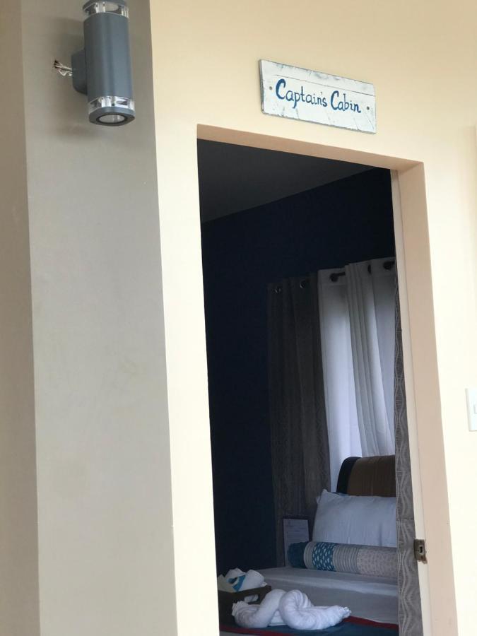 Anchorage Inn Моалбоал Екстериор снимка